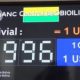 pantalla digital mostrando el tipo de cambon oficial bolivia copn el loco del banco central de bolivia